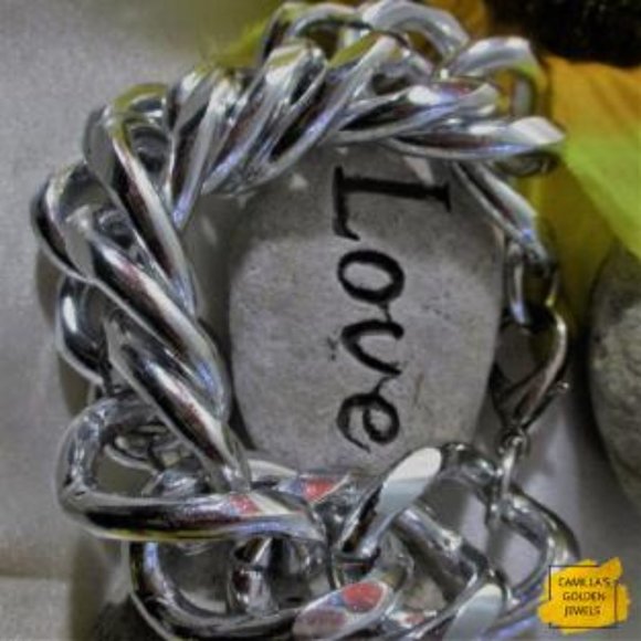 Parisian Silver Chain Link Bracelet - Picture 1 of 6